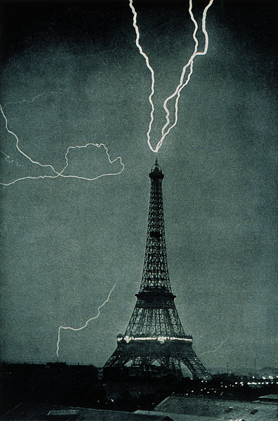 Lightning striking the Eiffel Tower